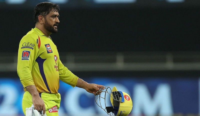 Dhoni a
