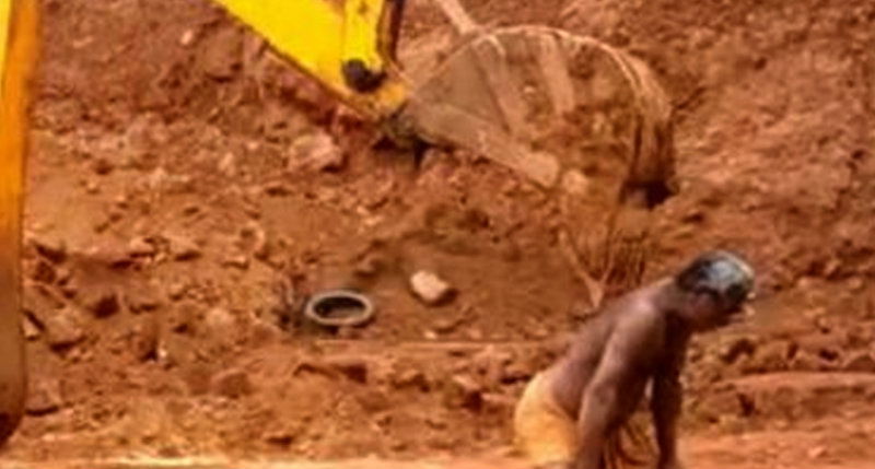 JCB 4