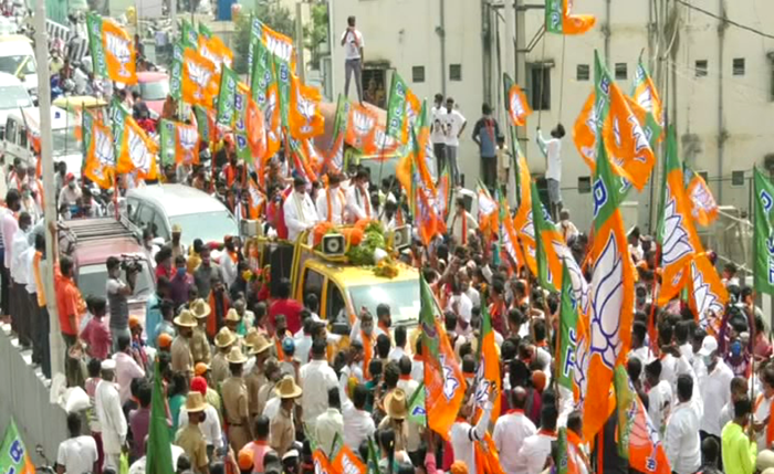 Munirathna BJP Road Show 2