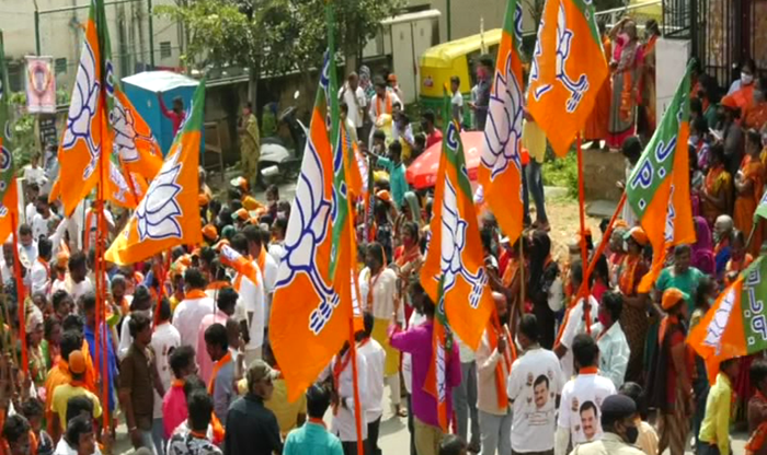 Munirathna BJP Road Show 4