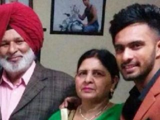 mandeep singh father