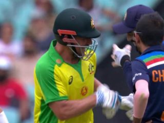 Aaron Finch KL Rahul 2