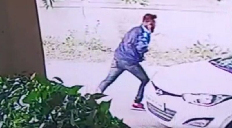 CHAIN SNATCHING 4
