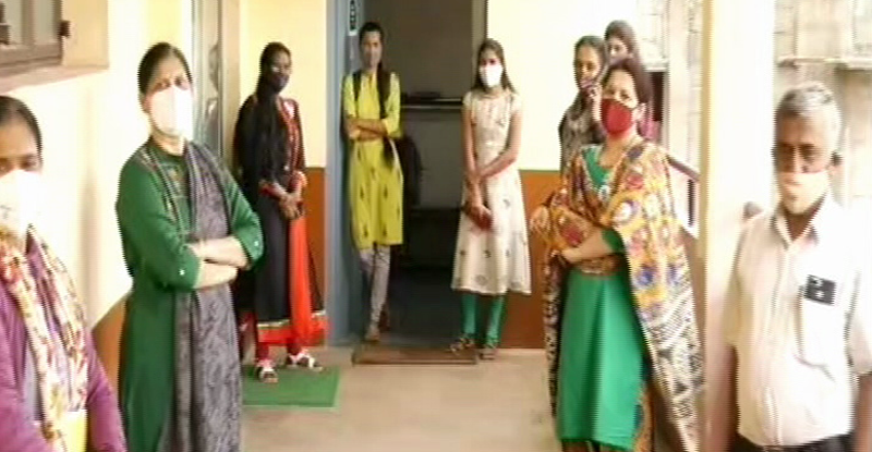 COLLEGE 4