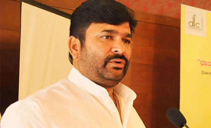 VINAY KULAKARNI 1