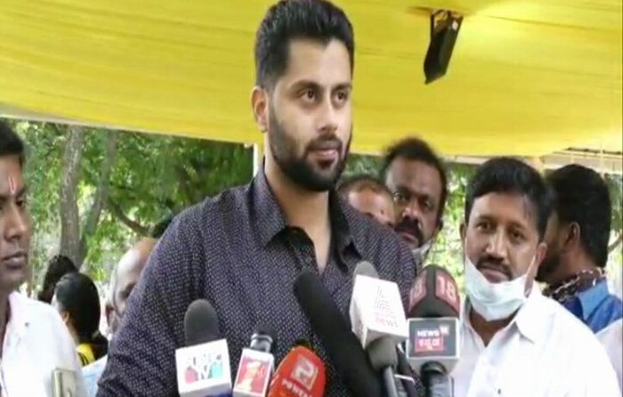 abhishek 2