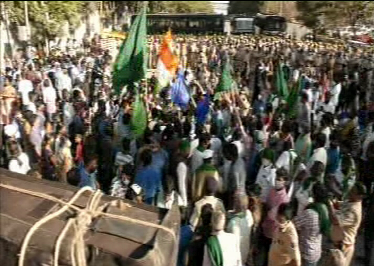 bengaluru freedom park farmers protest 2 e1607597559983