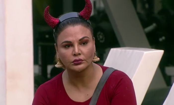Rakhi 3