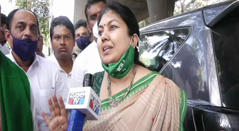 Sowmya Reddy 3