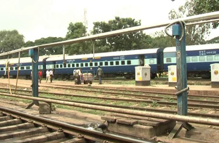 BLY TRAIN