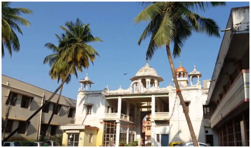 Moorusavira Mutt main