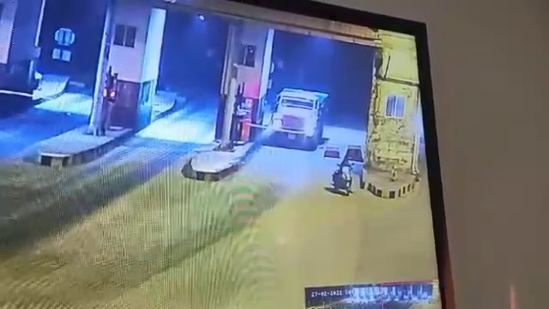 lorry 1
