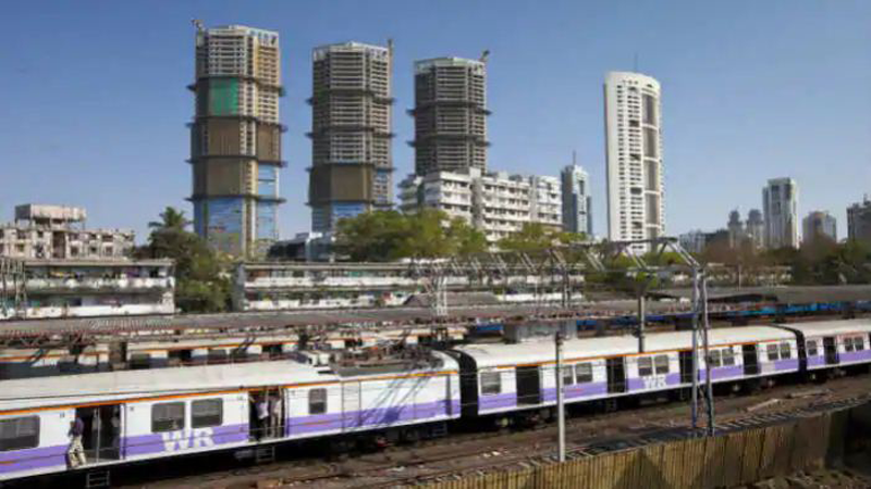 mumbai local train