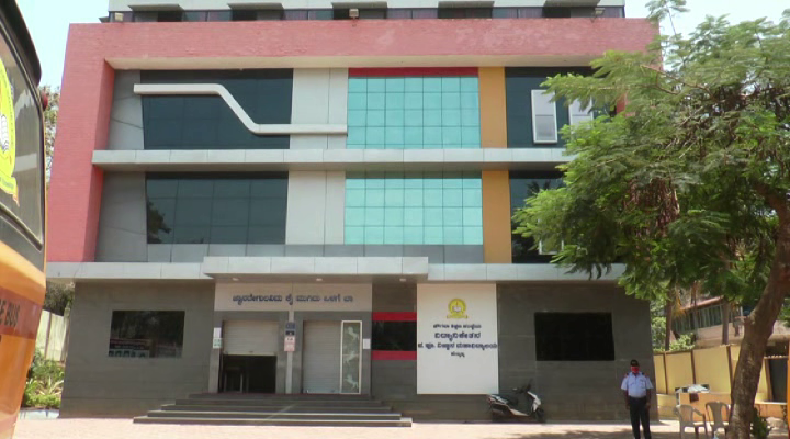 hbl vidyanikethana school coerona