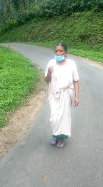 mdk old woman ambulancd 3