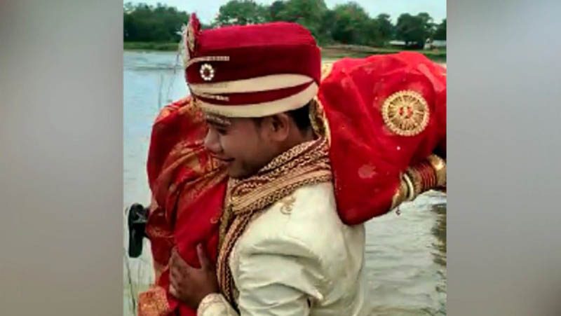 Flood Groom Bride 2 medium