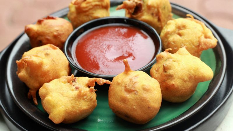 Potato Bonda2 medium