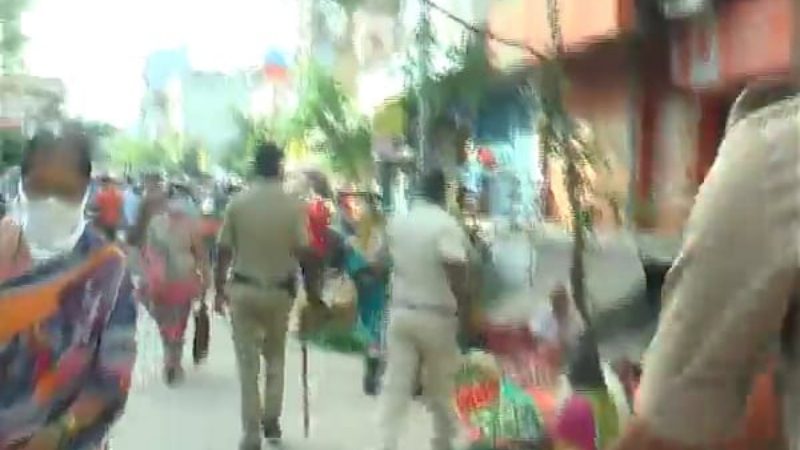 Raichur market4 medium