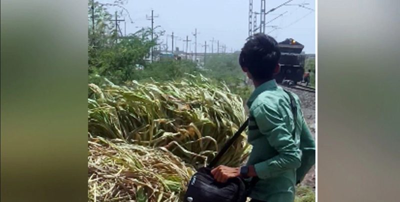 Scooty Railway Track 4 medium