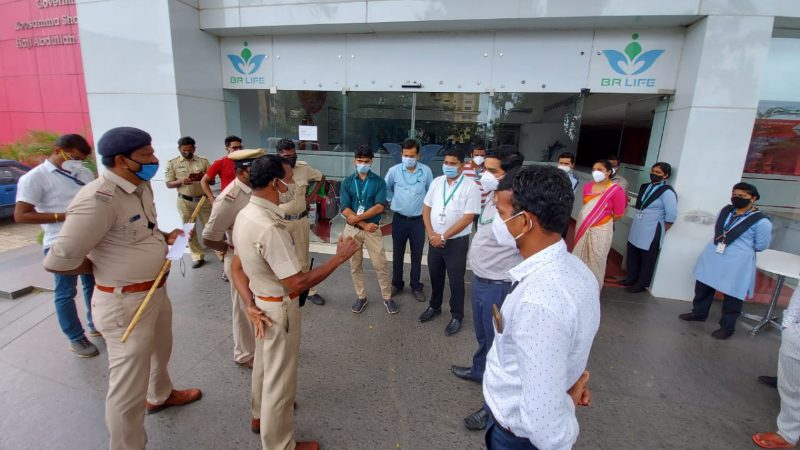 Udupi hospital staff protest5 medium