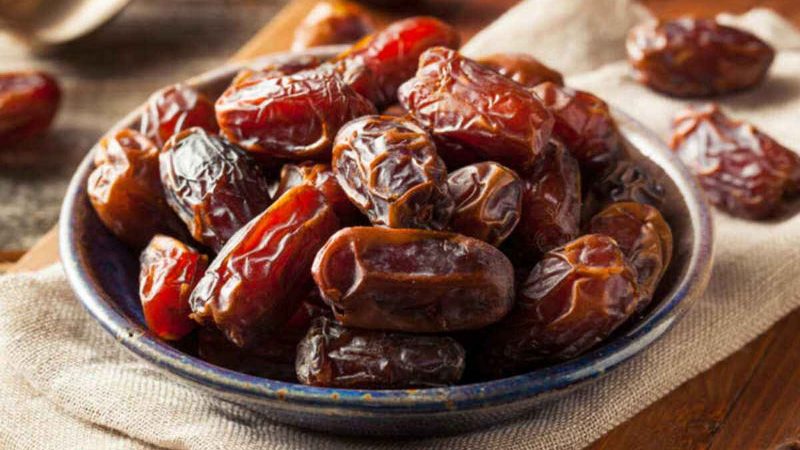 dates6 medium