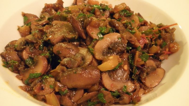 mushroom pepperfry9 medium