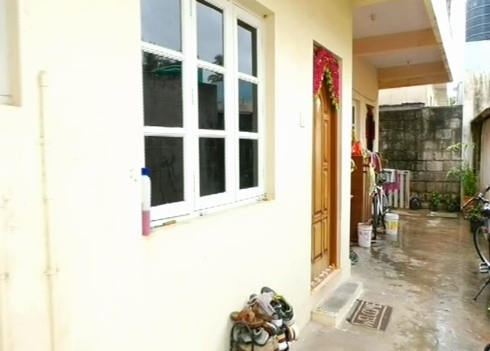 ARUNA HOME medium