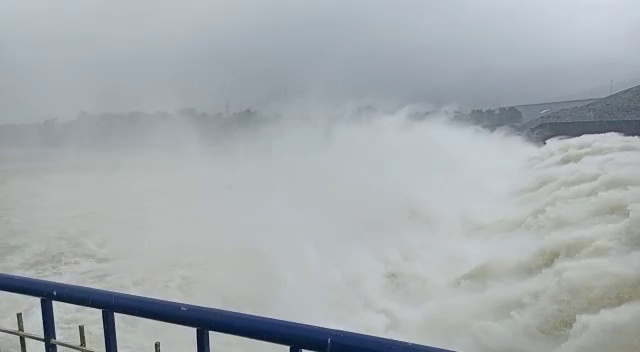 kwr kadra dam 6