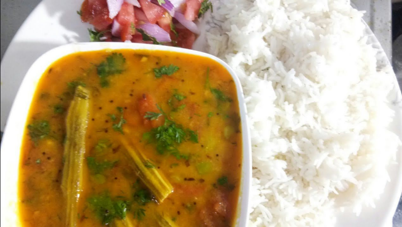 nuggekayi daal 1 medium
