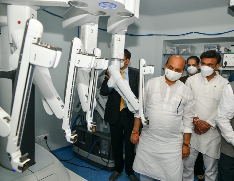 CM Basavaraj Bommai inaugurates new OPD block at Kidwai built by Infosys Foundation 3