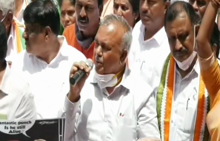 Congress Protest BBMP Chalo Price Hike 1