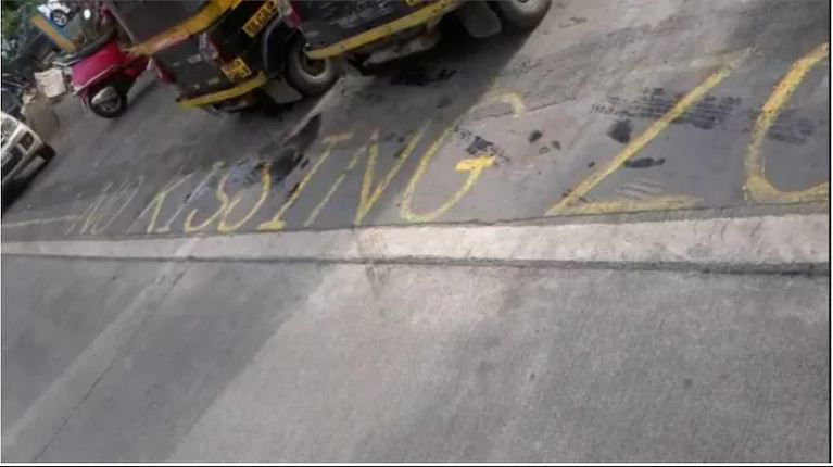 Mumbai Housing Board NO Kissing Zone 1