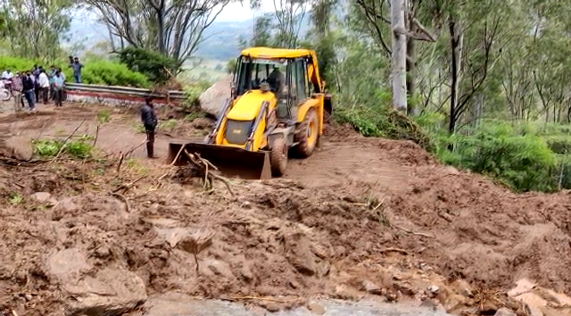 Nandihill Landslide 3