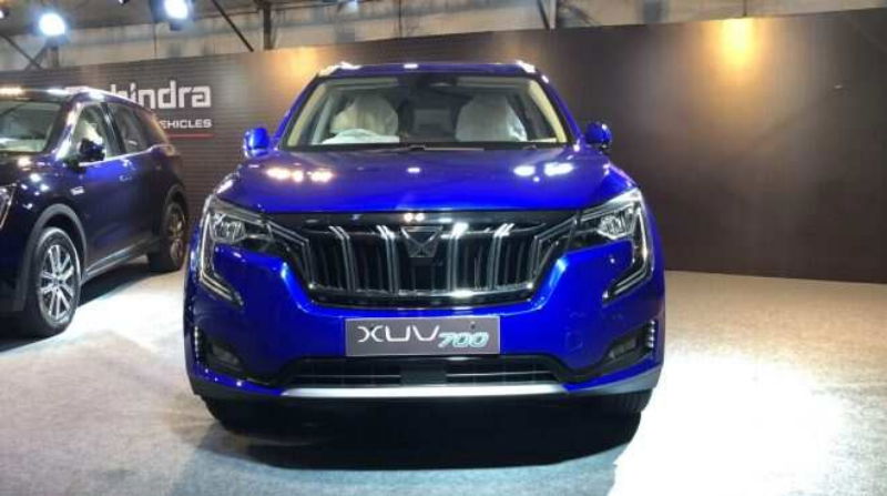 SUV 700