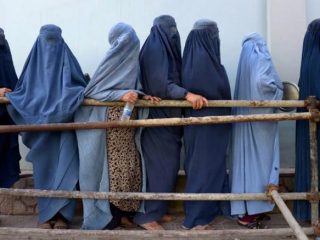 afghan women 1