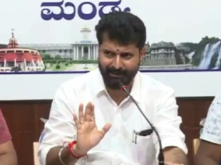 mnd ct ravi