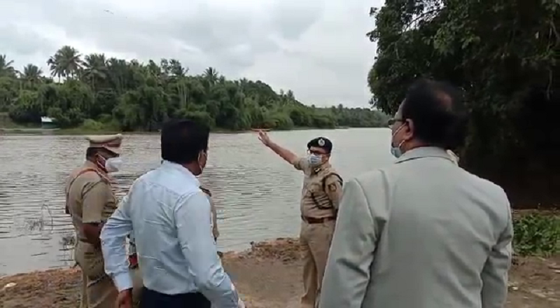 corona case IG Praveen Pawar visits Kerala Karnataka Border