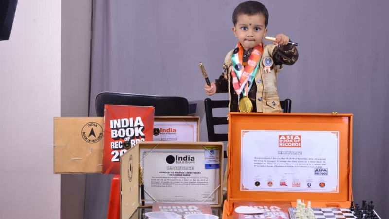 Bagalkote boy Asia Book of Records 1