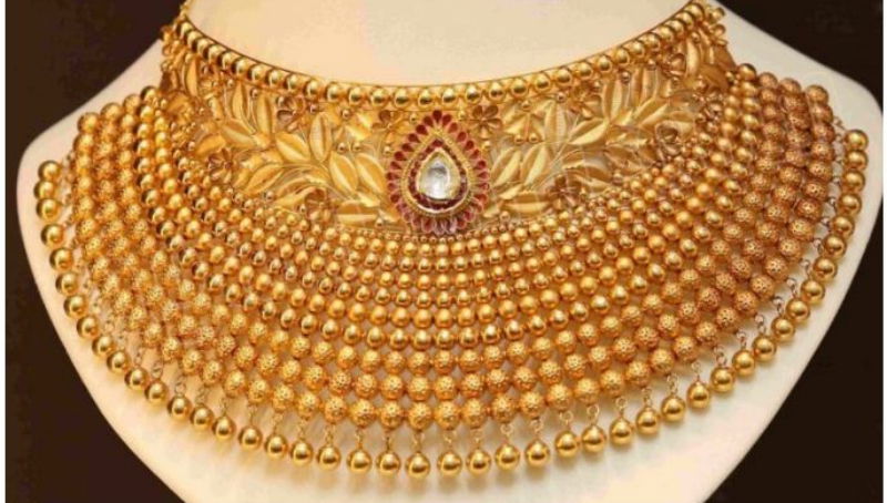Choker Necklace