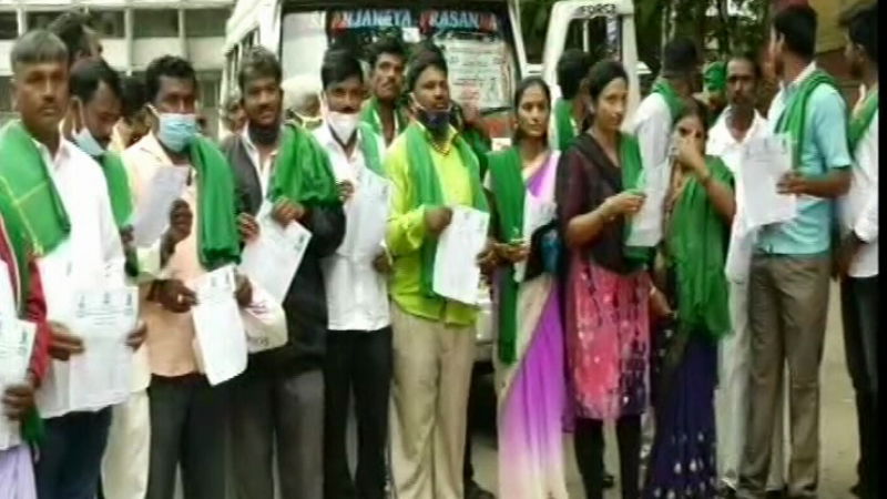 FARMERS PROTEST 1