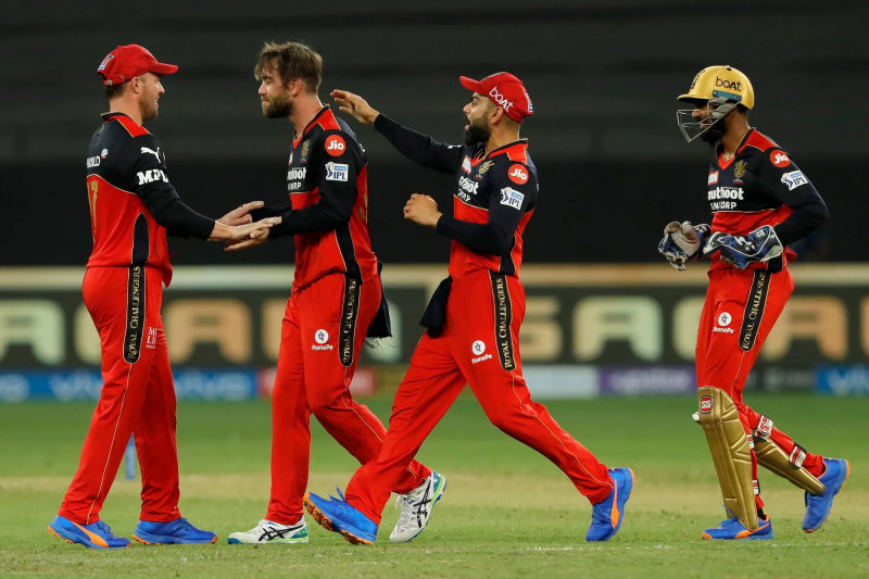 Glenn Maxwell virat kohli 2