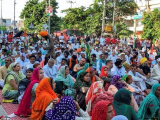 KARNAL FOREMERS PROTEST