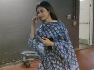 Mouni roy 4