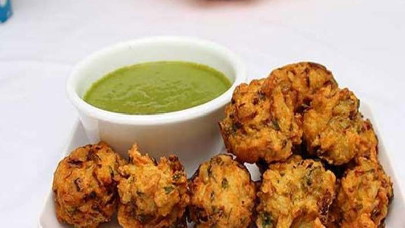 Rice Pakoda 1