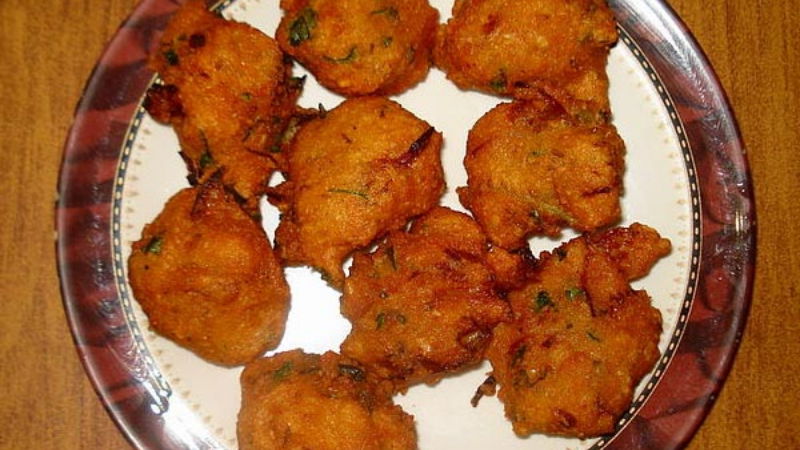 Rice Pakoda