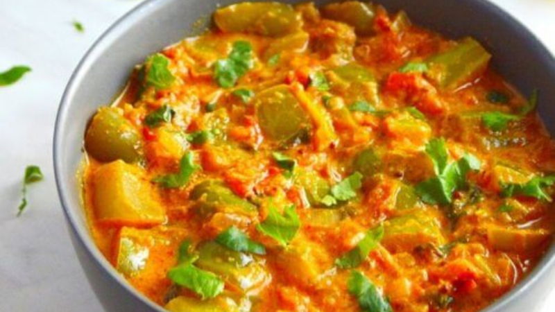 potato capsicum curry 3