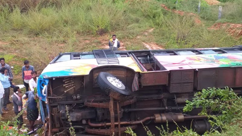BUS ACCIDENT 2