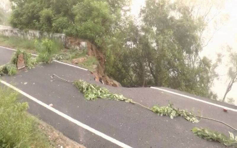 Landslide at Chamundi Hills Mysuru 1
