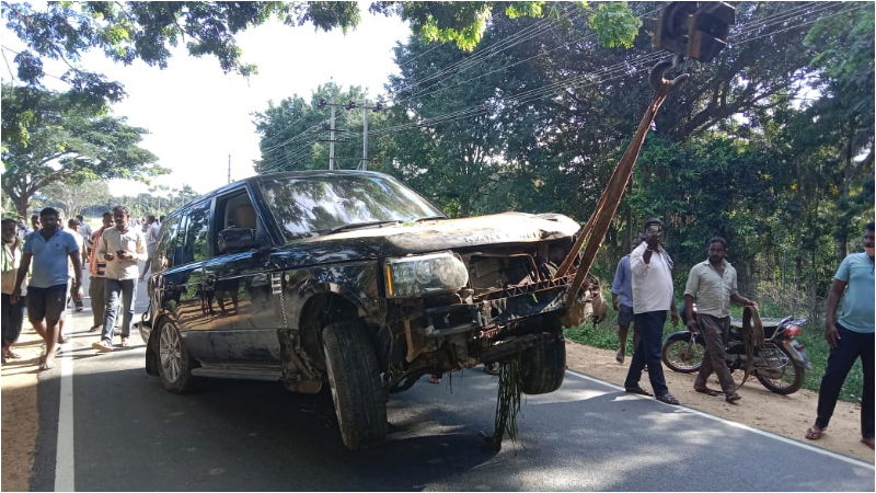 Mandya Range Rover car 1