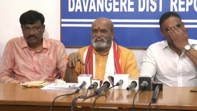 Pramod Muthalik 2